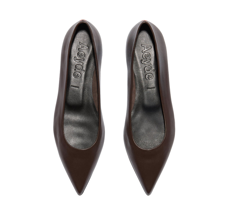 AEYDE Women's Cassy Pointed Toe Flats Moka Nappa