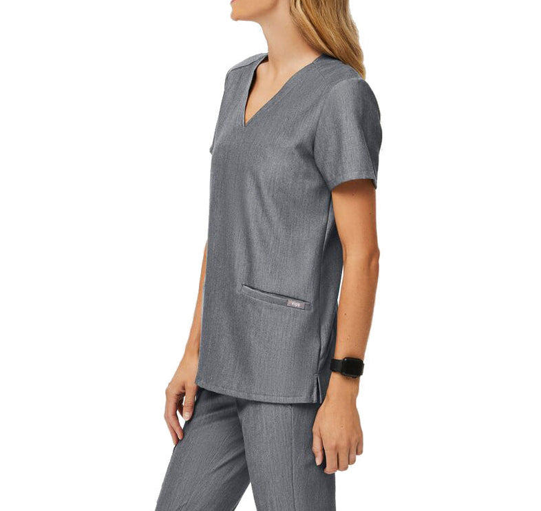 FIGS Women's Casma Three Pocket Scrub Top Graphite
