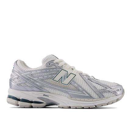 New Balance 1906R Silver Metalic with Sea Salt and New Spruce M1906REE