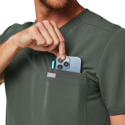 FIGS Men's Leon Three Pocket Scrub Top Moss