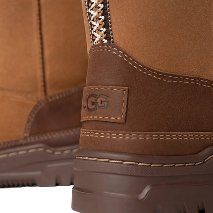 UGG Big Kid's Classic Short TrailGazer Boot Chestnut