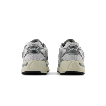 New Balance 725V1 White/Metallic Silver/Slate Grey ML725CD