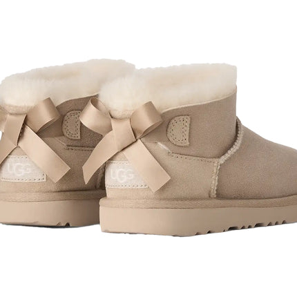 UGG Big Kids' Ultra Mini Bailey Bow Sand