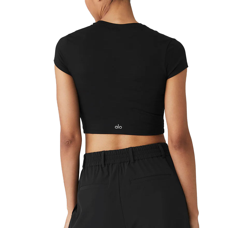 Alo Yoga Women's Alosoft Crop Finesse Short Sleeve Black – hepsikanadadan
