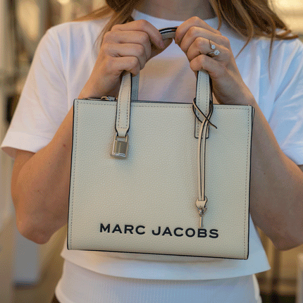 Marc Jacobs Women's Mini Grind Branded Leather Tote Bag Marshmallow