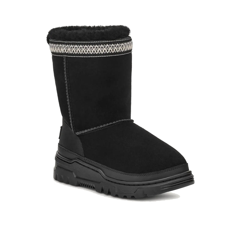 UGG Big Kid's Classic Short TrailGazer Boot Black