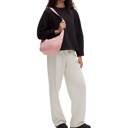 lululemon Unisex Slouchy Sling Bag 6L Metal Hardware Pink Haze/Gold