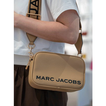 Marc Jacobs Women's Flash Leather Crossbody Bag Iced Coffee