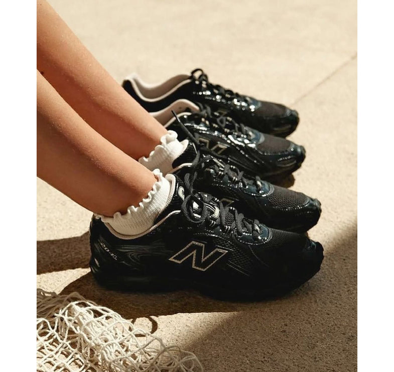 New Balance 204L Black with Timberwolf U204LMRA - Hafta Sonuna Özel Fiyat