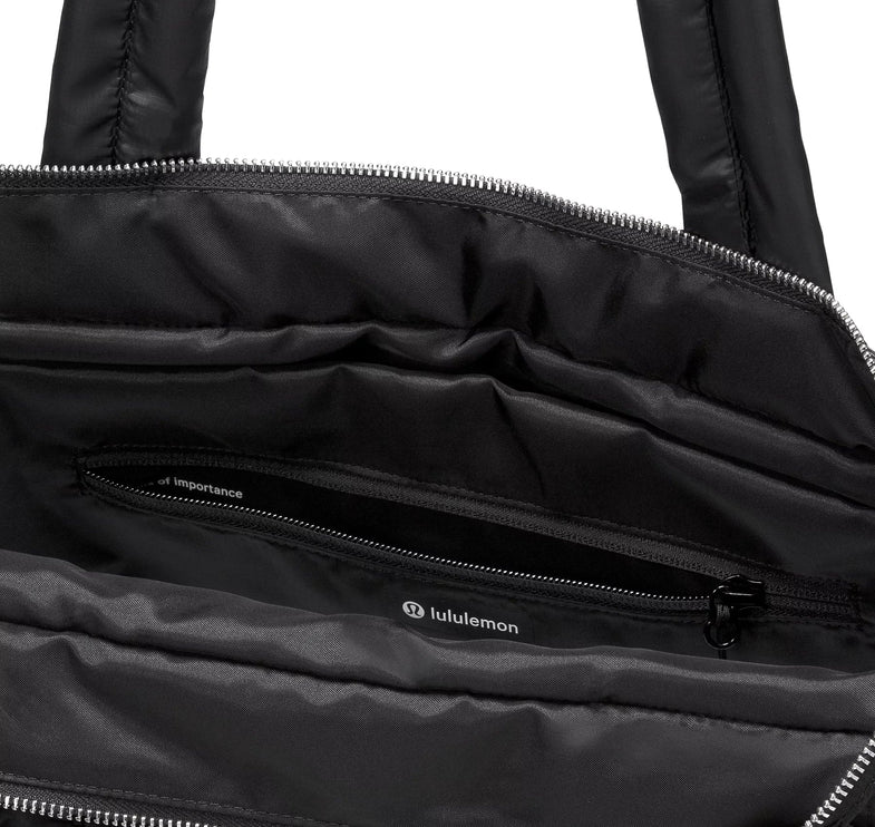 lululemon Women's Quilted Grid Tote Bag 12L Black/Silver