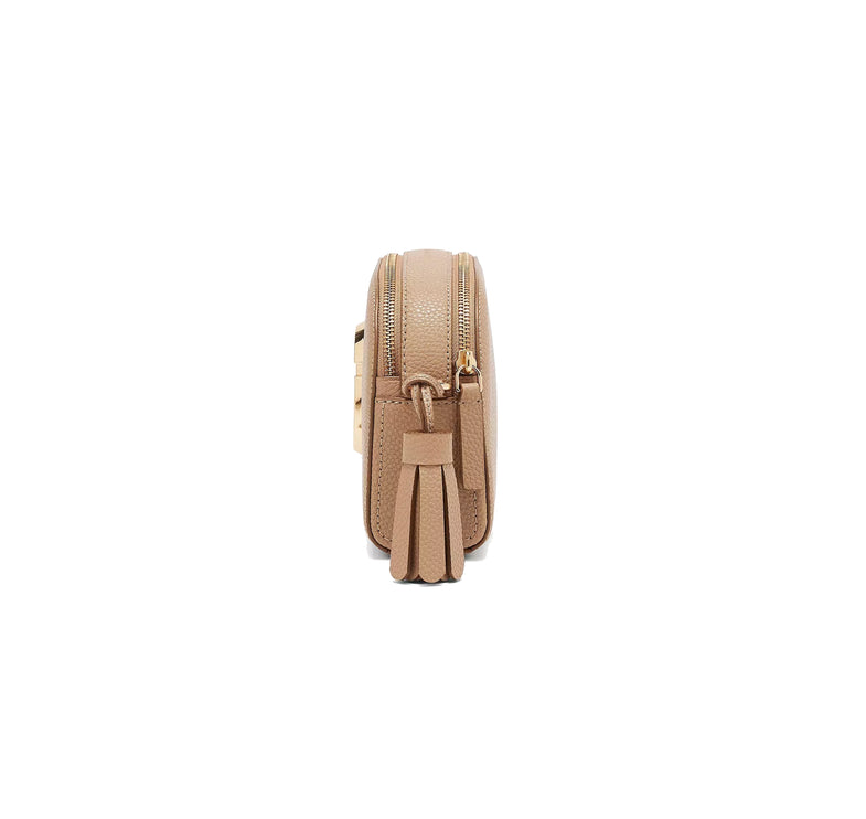 Marc Jacobs Women's The Pebble Shutter Camel