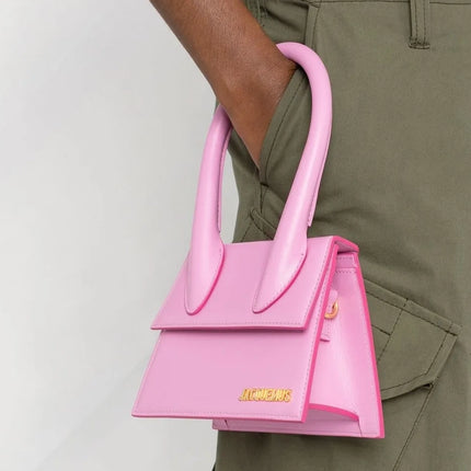 Jacquemus Women's Le Chiquito Moyen Bag Pink
