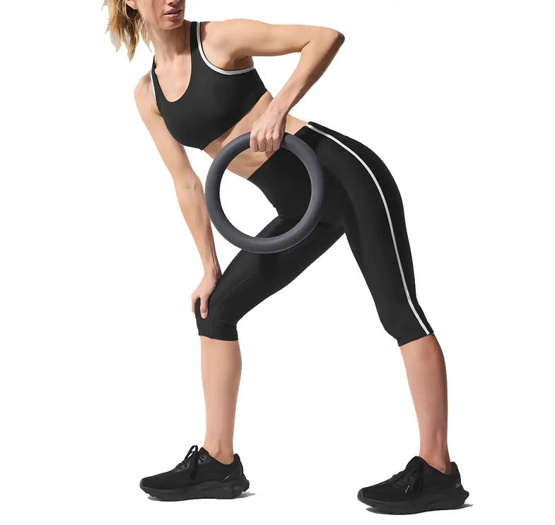 alo Women's Airlift High-Waist Super Sleek Contrast Capri Black/White
