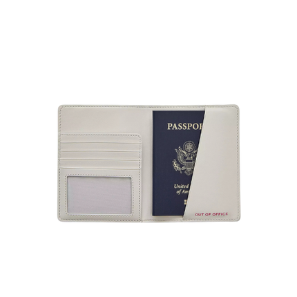 Marc Jacobs Women's The Doodle Passport Case White