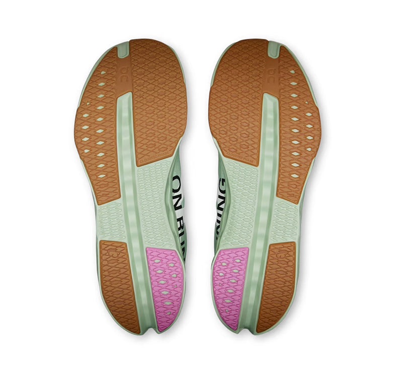 ON Women's Cloudsurfer Next Z5 Mineral/Almond