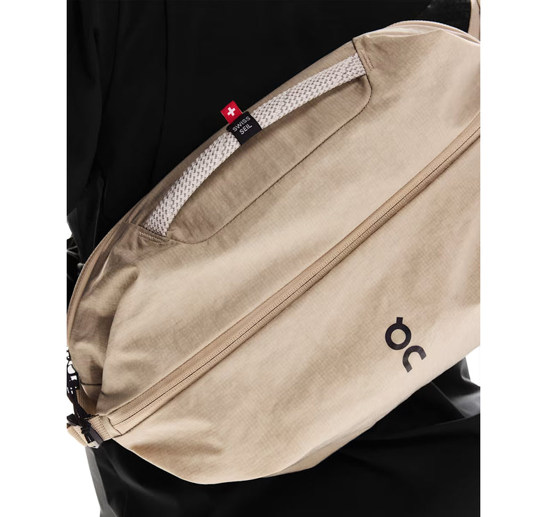 ON Sling Pack 9L Sand/Black