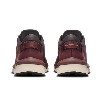 ON Women's Cloudzone Mulberry/Black - İndirim