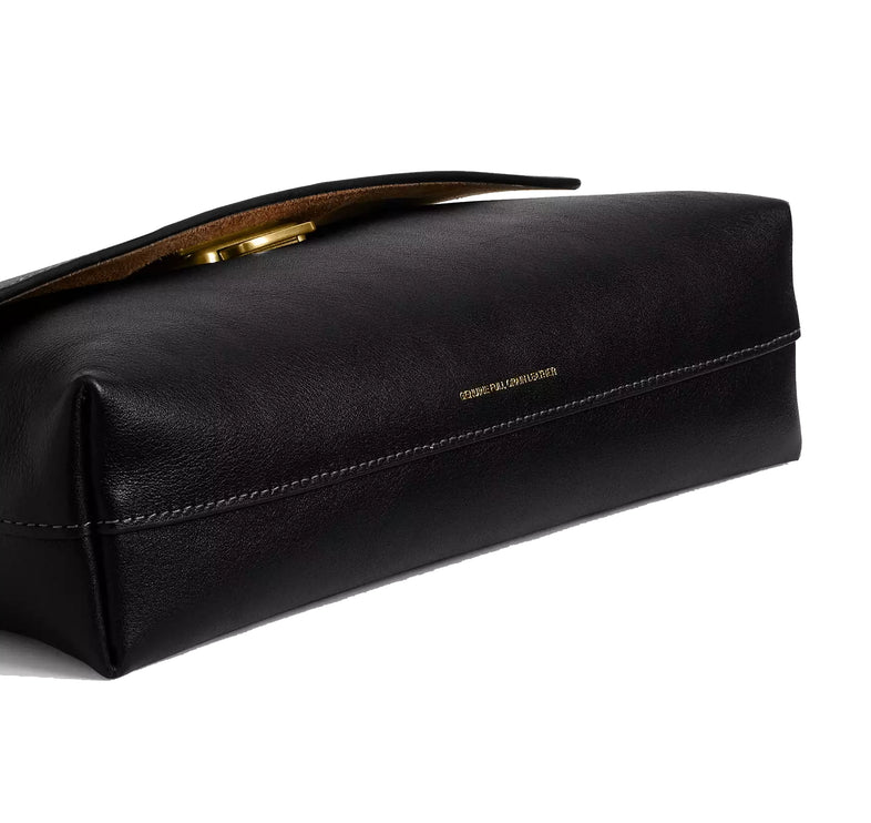 Coach Women's Chelsea Shoulder Bag 26 Brass/Black