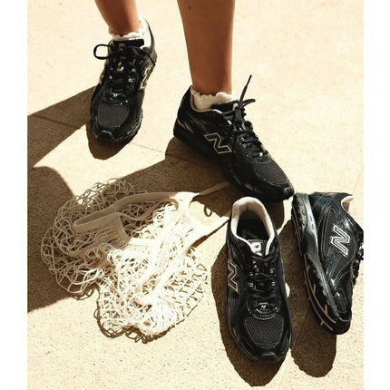 New Balance 204L Black with Timberwolf U204LMRA - Hafta Sonuna Özel Fiyat