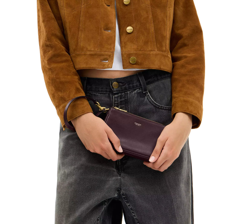 Coach Women's Plaza Bag 18 Brass/Black Currant