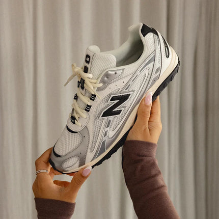 New Balance 204L Silver Metallic with Black U204LSWD