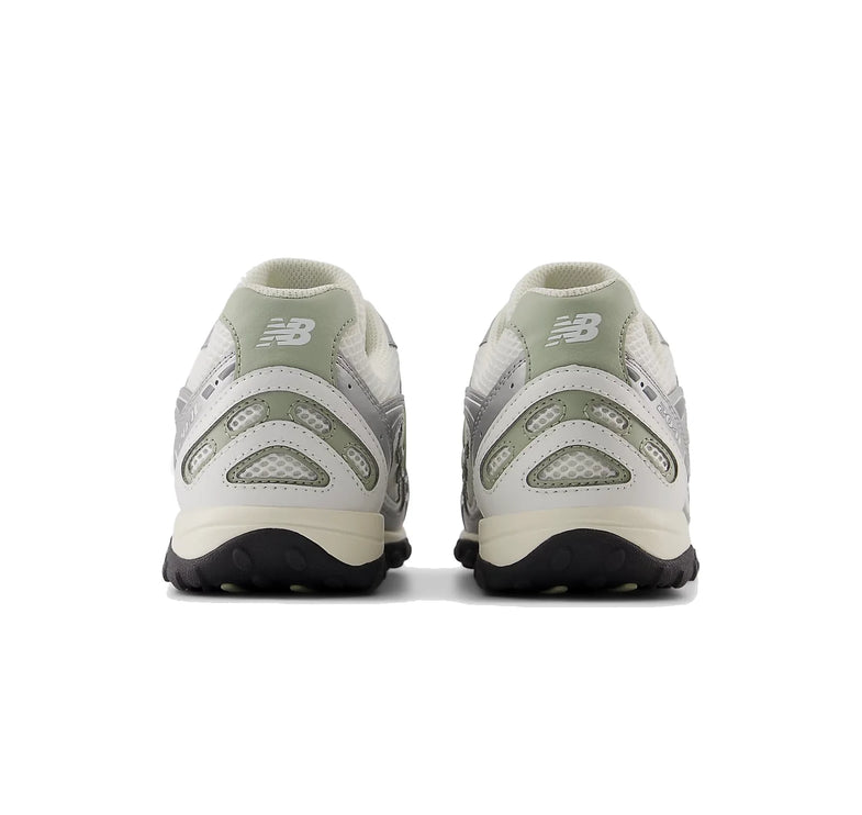 New Balance 204L Silver Metallic with Garter Snake U204LSWB - Hafta Sonuna Özel Fiyat