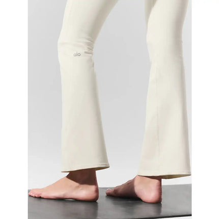 alo Women's Airbrush High-Waist 7/8 Bootcut Legging Ivory