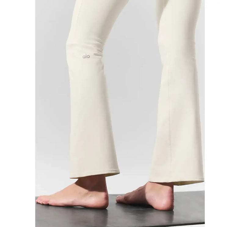alo Women's Airbrush High-Waist 7/8 Bootcut Legging Ivory