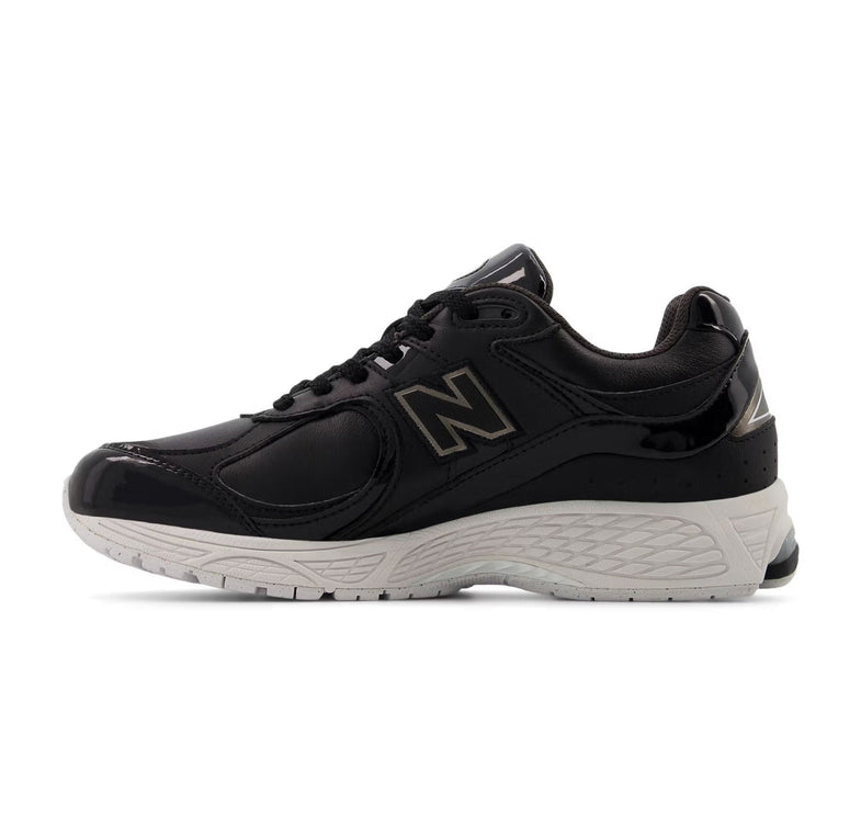 New Balance 2002R Leather Pack Black U2002RD