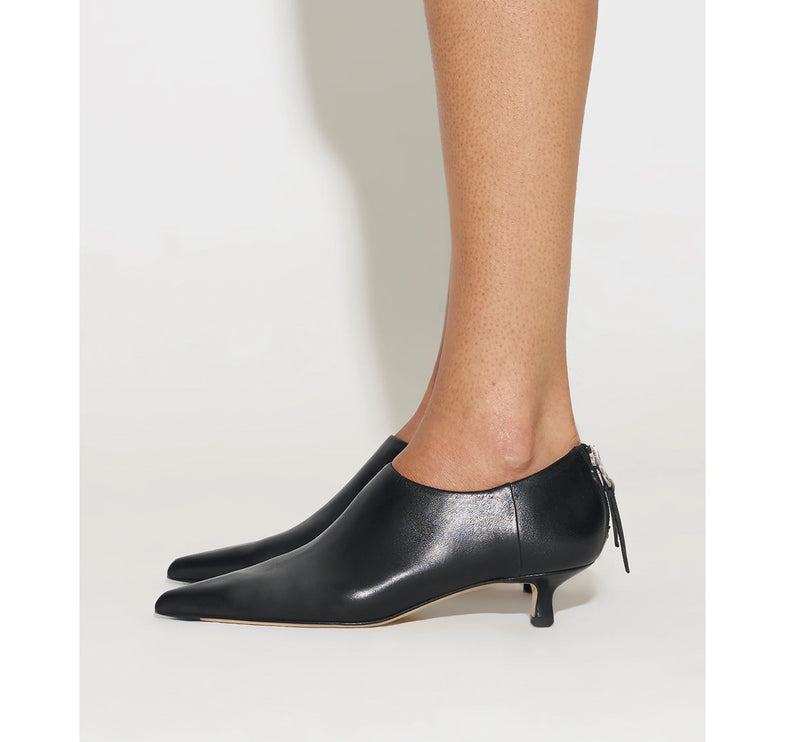 AEYDE Women's Virun Pointed Sock Boots Black Nappa