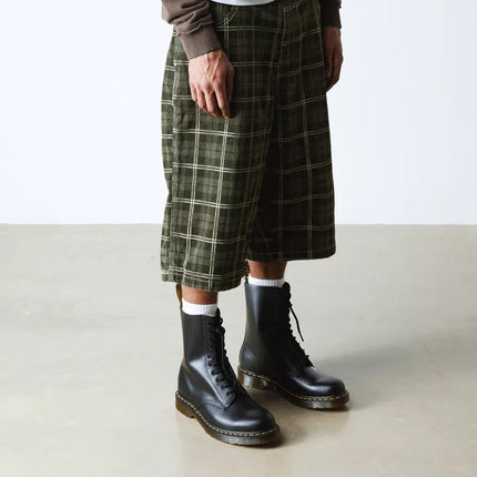 Dr. Martens Unisex 1490 Smooth Leather Mid Calf Boots Black