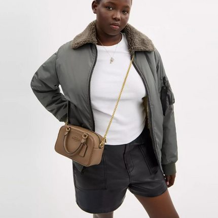 Coach Women's Chain Strap Gold