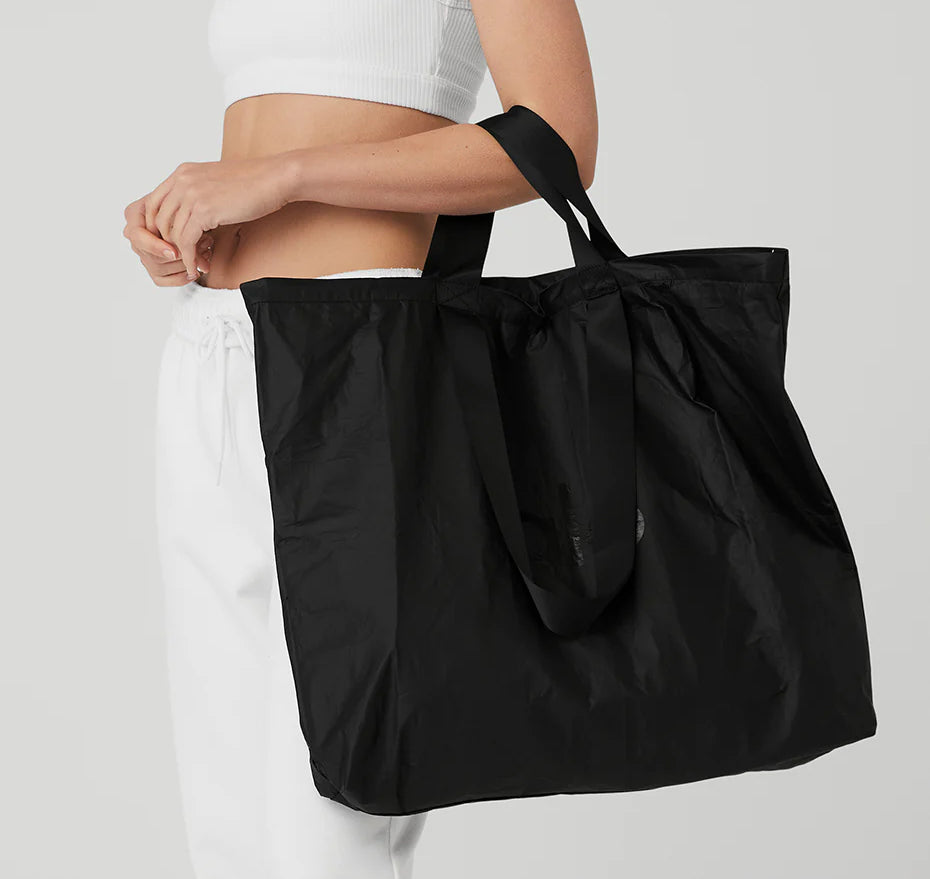 Alo Yoga Women s Keep It Dry Packable Tote Black hepsikanadadan