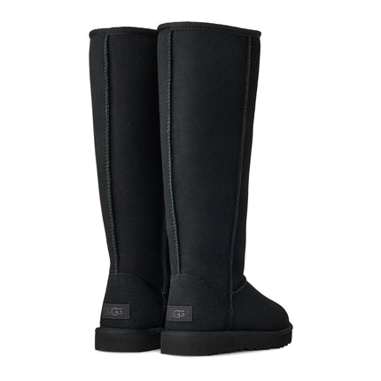 UGG Women's Classic Ultra Tall Black