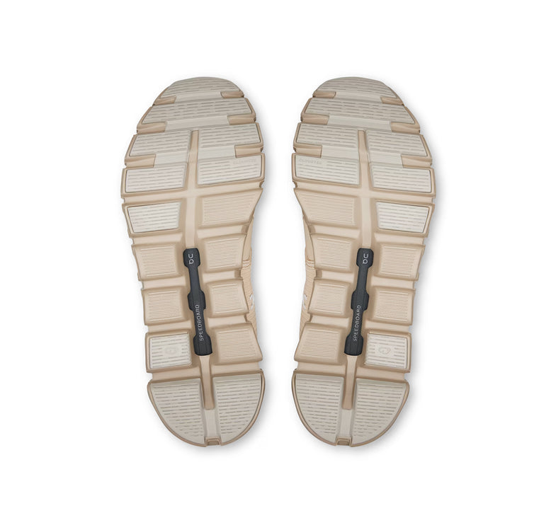 ON Women's Cloud 6 Waterproof Sand/Desert