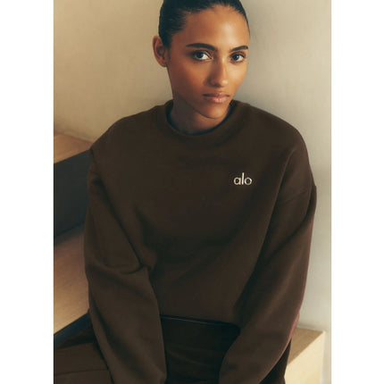 alo Women's Accolade Crew Neck Pullover Espresso