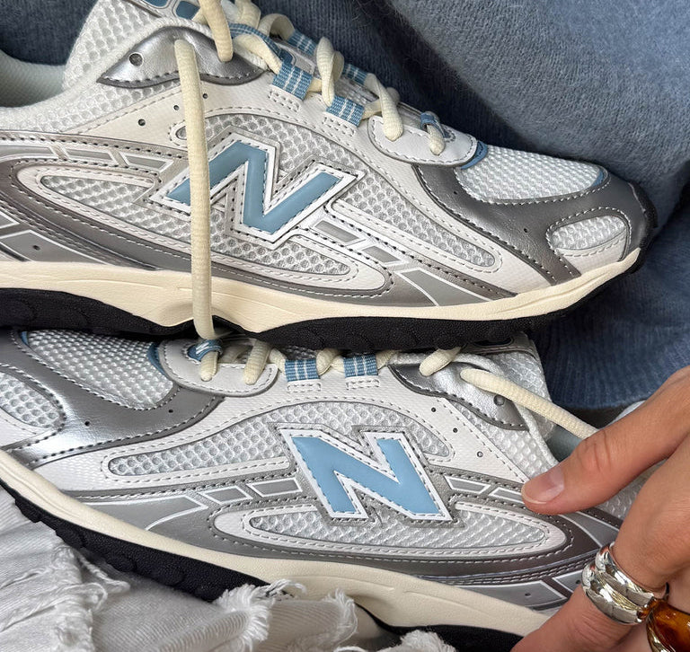 New Balance 204L Silver Metallic with Ice Blue U204LSWC - Hafta Sonuna Özel Fiyat