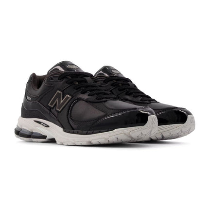 New Balance 2002R Leather Pack Black U2002RD