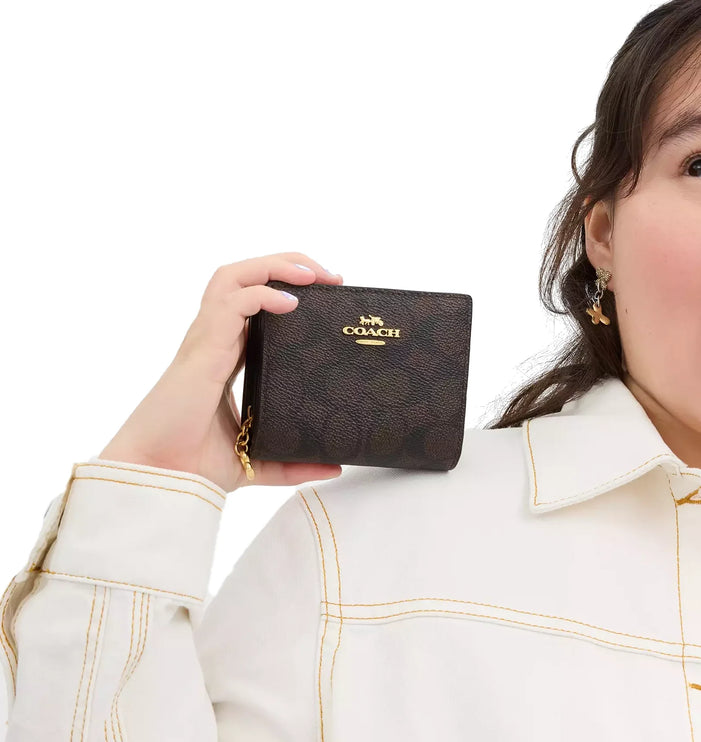 Coach Women's Snap Wallet In Signature Canvas Gold/Walnut/Black