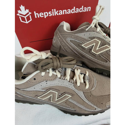 New Balance 204L Mushroom with Arid Stone U204LMMA