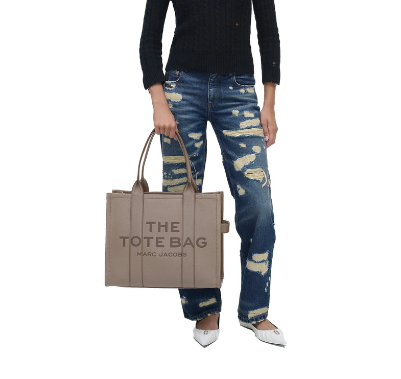 Marc Jacobs Women's The Leather Large Tote Bag Cement