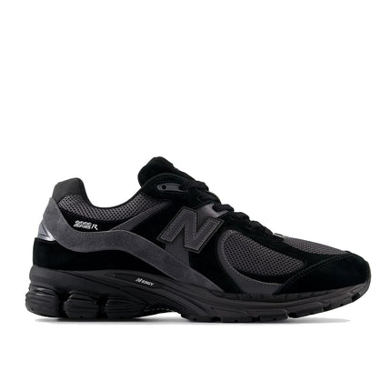 New Balance 2002R Black with Magnet M2002RBL