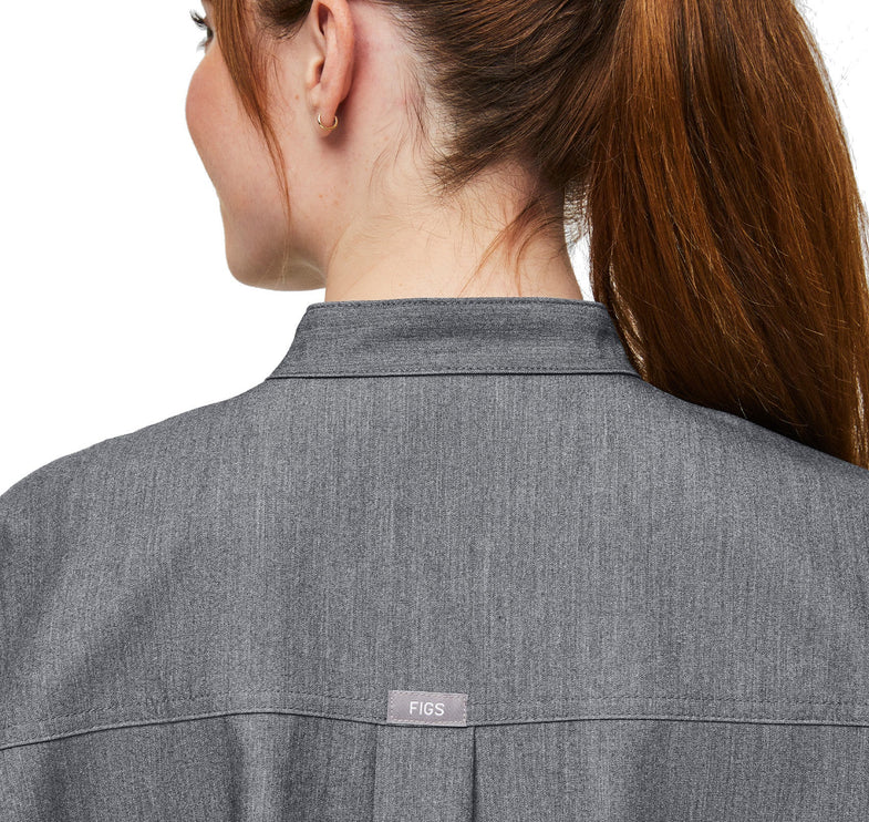 FIGS Women's Rafaela Oversized Scrub Top Graphite