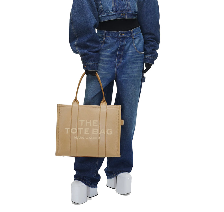 Marc Jacobs Women's The Leather Large Tote Bag Camel