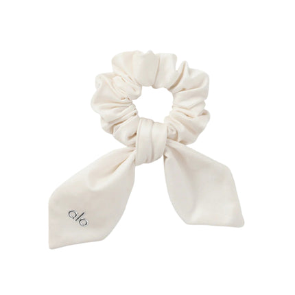 alo Women's Airlift Rhythm Scrunchie Ivory