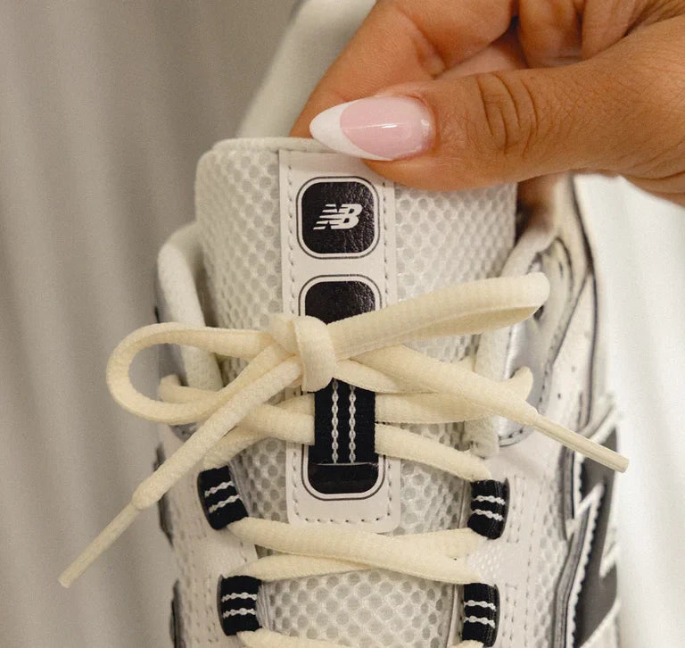 New Balance 204L Silver Metallic with Black U204LSWD - Hafta Sonuna Özel Fiyat