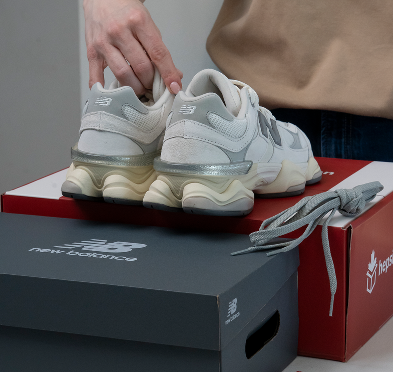 New Balance 9060 Sea Salt with Concrete and Silver Metallic U9060ECA
