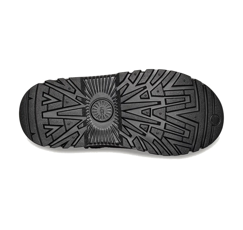 UGG Big Kid's Classic Short TrailGazer Boot Black