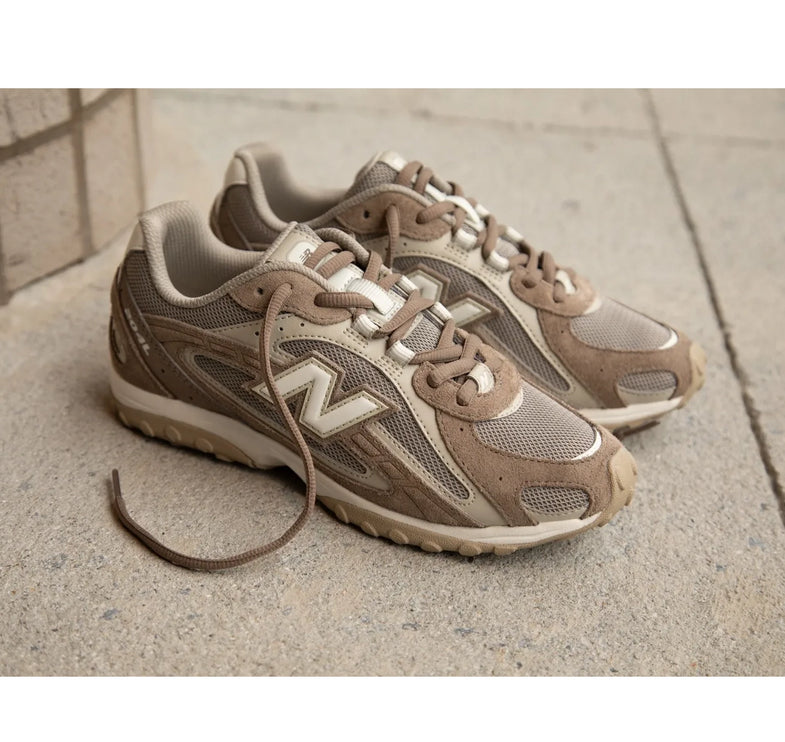 New Balance 204L Mushroom/Arid Stone U204L155