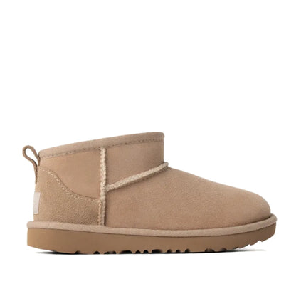 UGG Big Kid's Classic Ultra Mini Sand - Hemen Kargoda